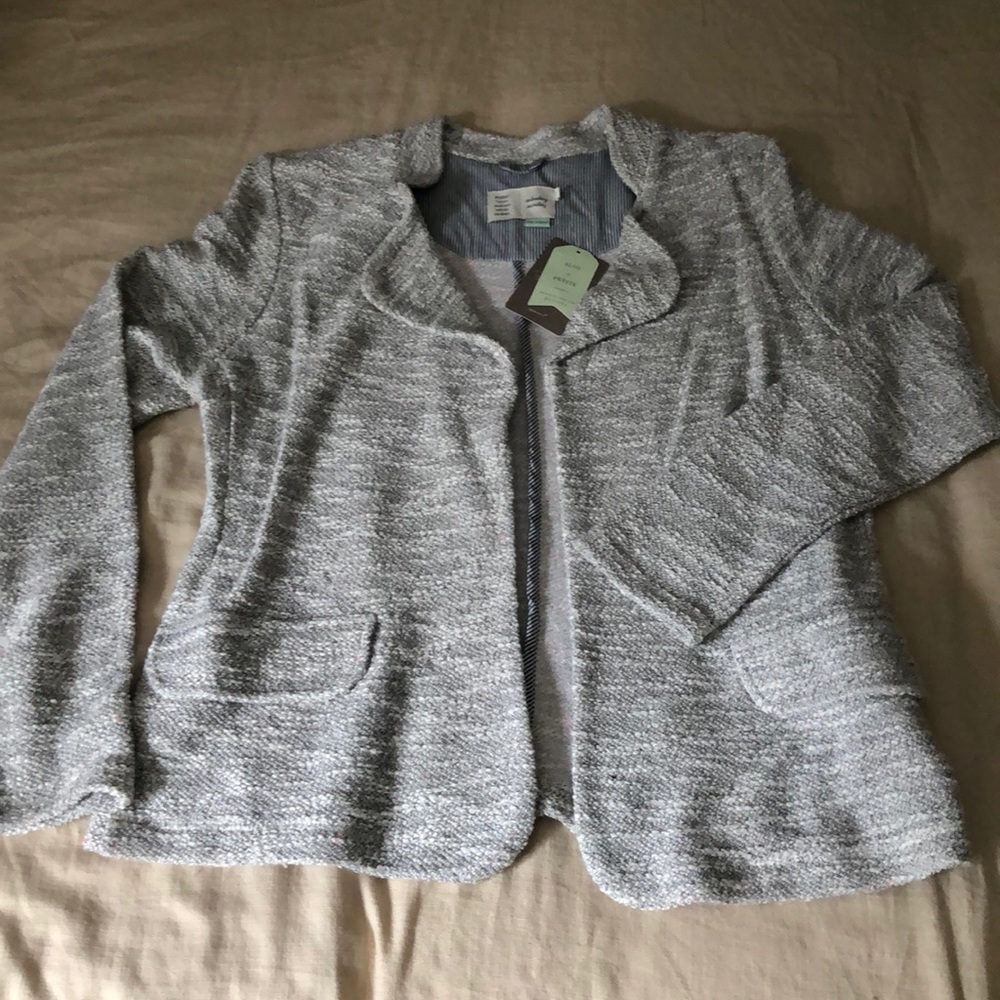 Lightweight jacket